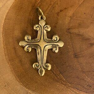Jeep Collins Budded Cross Pendant, Brass